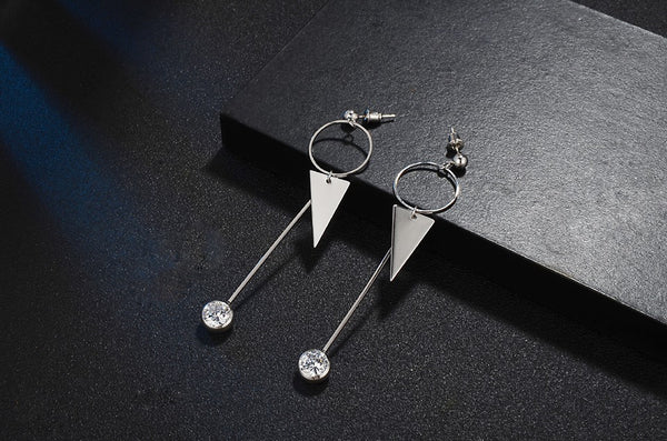 bông tai tòn teng tam giác đơn giản