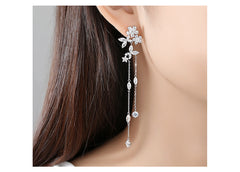 Bông Tai Tòn Teng Tua Rua Hoa Đá Trắng