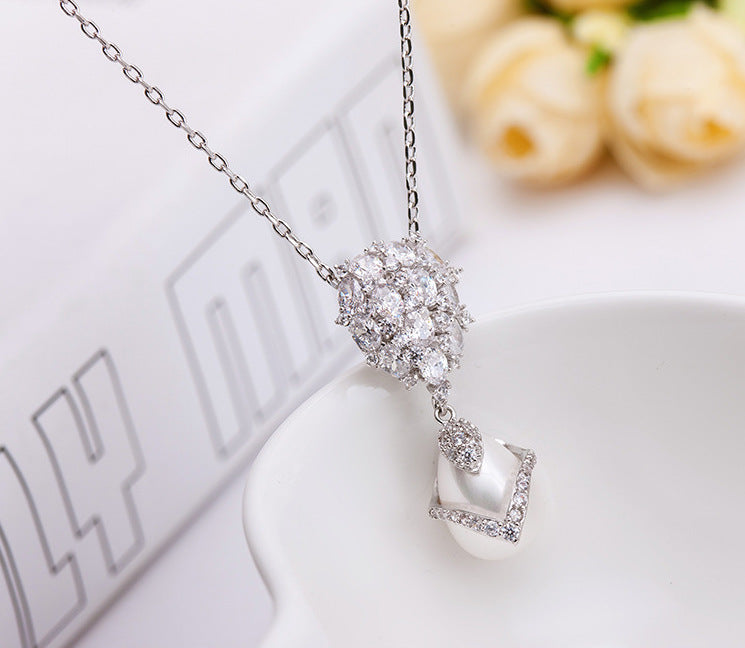 Dây chuyền ngọc trai hình giọt nước