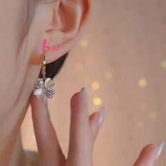 Bông Tai Khoen Tòn Teng Hoa 4 Cánh Trái Tim Phối Đá Mắt Mèo Siêu Xinh