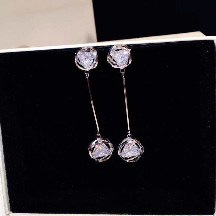 Bông Tai Tòn Teng Mặt Đá Tam Giác