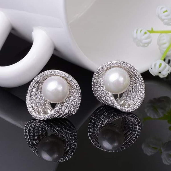 Bông Tai Khoen Ngọc Trai Viền Đá Dạng Kẹp Cao Cấp
