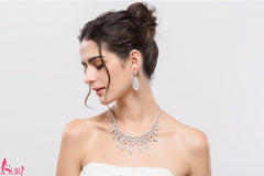 Bông Tai Đá Trắng Hình Tháp Cao Cấp