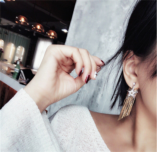 Bông tai tua rua sao vàng