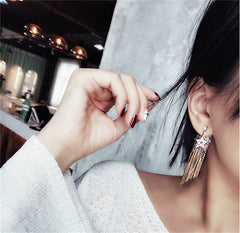 Bông tai tua rua sao vàng