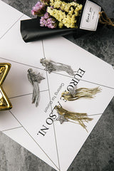 Bông tai tua rua sao vàng