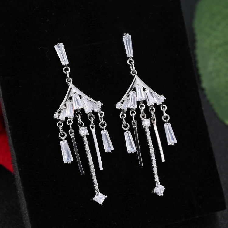 Bông Tai Tòn Teng Đá Phong Cách Vintage