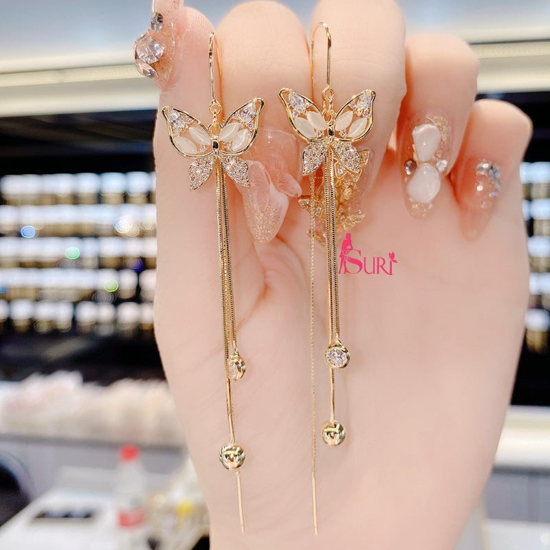 Bông Tai Tòn Teng Bướm Phối Đá Tua Rua Dạng Móc Dáng Dài