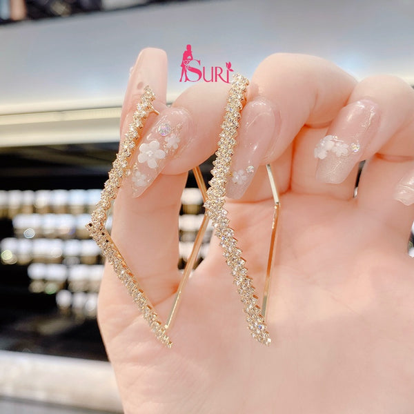 Bông Tai Khoen Thoi Dáng Khuyết Đính Đá Sáng