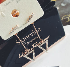 Bông tai đính đá hình mũi tên