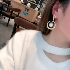 Bông Tai Tòn Teng 2 Hình Tròn Mắt Xích Viền Đá Đen