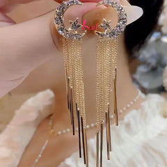 Bông Tai Tòn Teng Trăng Sao Nhỏ Đính Đá Tua Rua Vàng