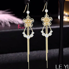 Bông Tai Tòn Teng Tua Rua Hoa Đá Mắt Mèo Dạng Móc