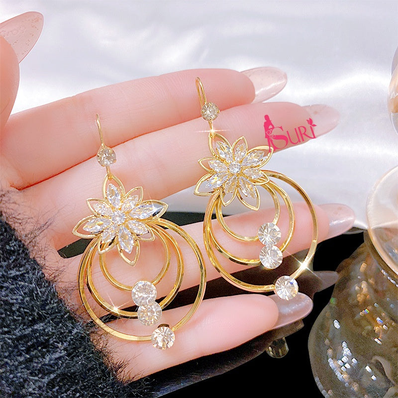 Bông Tai Tòn Teng Khoen Vàng 3 Lớp Phối Hoa Tuyết Đính Đá Sáng Dạng Móc