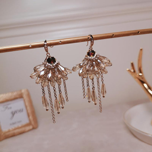 Bông Tai Tua Rua Chùm Phale Nâu Xám Dạng Móc