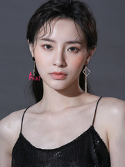 Bông Tai Bất Đối Xứng Hình Thoi F Đính Đá