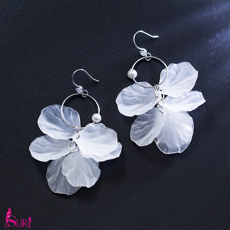 Bông Tai Tòn Teng Khoen Cách Hoa Trắng