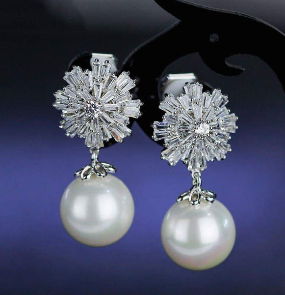 Bông tai ngọc trai tòn teng đính đá