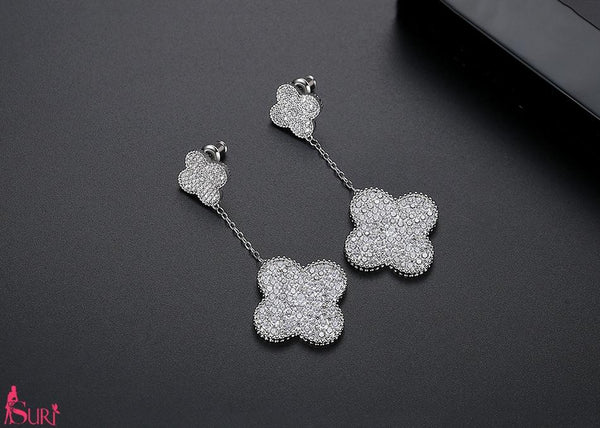 Bông Tai Tòn Teng Hoa Nạm Đá Trắng 4 Cánh