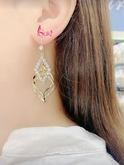 Bông Tai Tòn Teng Hình Thoi Đá Phối Xoắn Vàng Dạng Móc