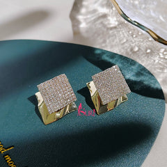 Bông Tai Hình Thoi Đôi Phối Đá Trắng Cá Tính