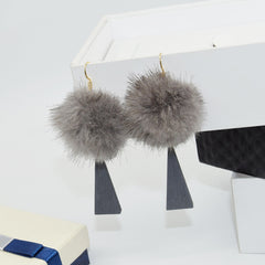 Bông Tai Tòn Teng Lông Cáo Xám