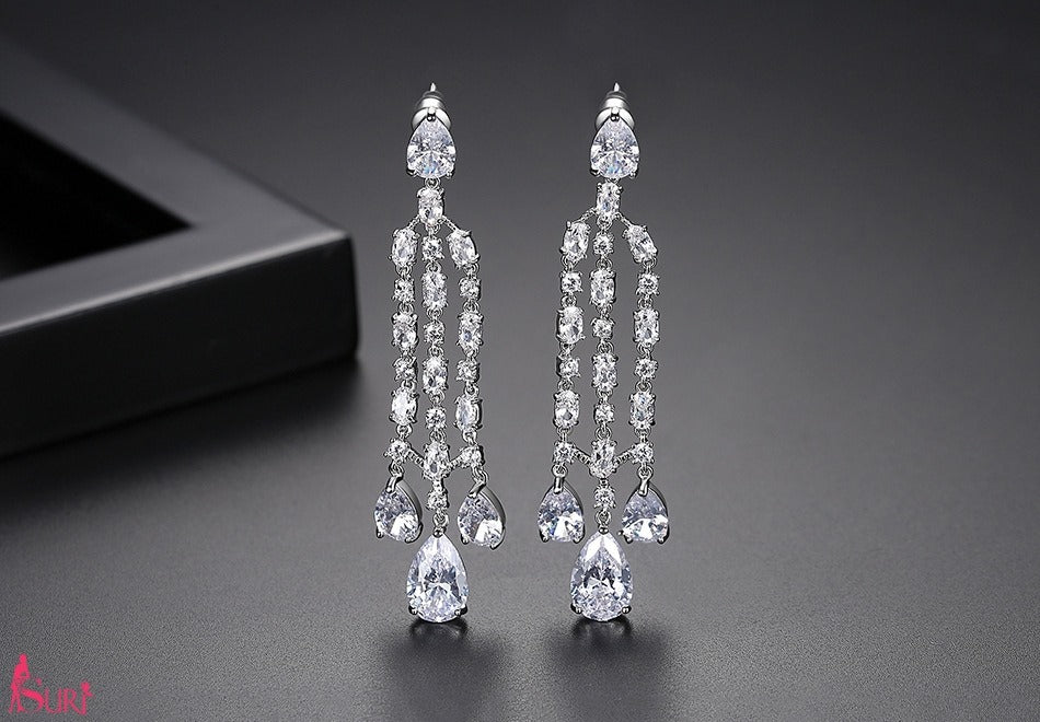 Bông Tai Tòn Teng Tua Rua 3 Sợi Đính Đá Giọt Nước