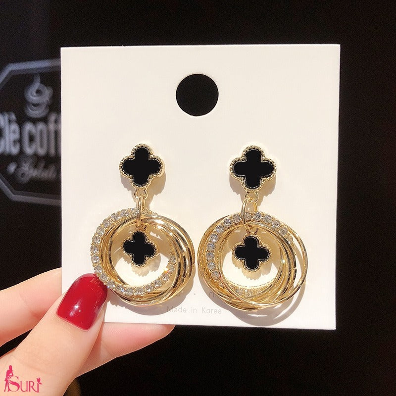 Bông Tai Tòn Teng Khoen Vàng 2 Hoa Đen 4 Cánh