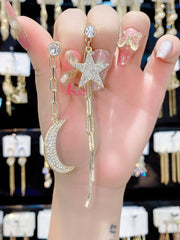 Bông Tai Tòn Teng Bất Đối Xứng Trăng Sao Đính Đá Trắng