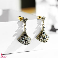 Bông Tai Tòn Teng Rẻ Quạt Đá Đen Ver 2