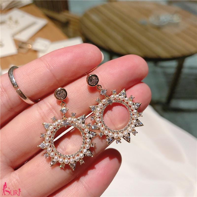 Bông Tai Dáng Hoa Mặt Trời Đính Ngọc Trai