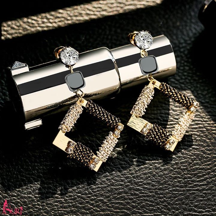 Bông Tai Tòn Teng Hình Thoi Vàng Đen