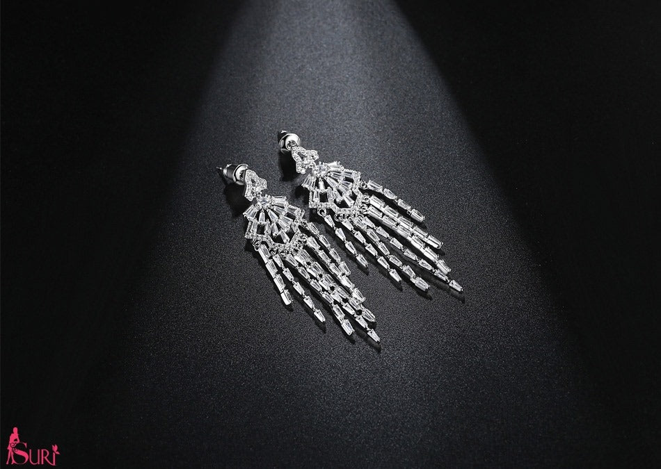 Bông Tai Tòn Teng Tua Rua Đá Trắng CZ Cao Cấp