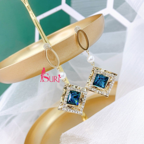 Bông Tai Tòn Teng Ngọc Trai Hình Thoi 3 Lớp Đá Xanh