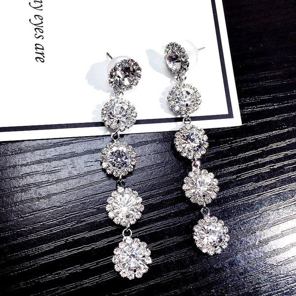 Bông tai tòn teng 5 hạt đá