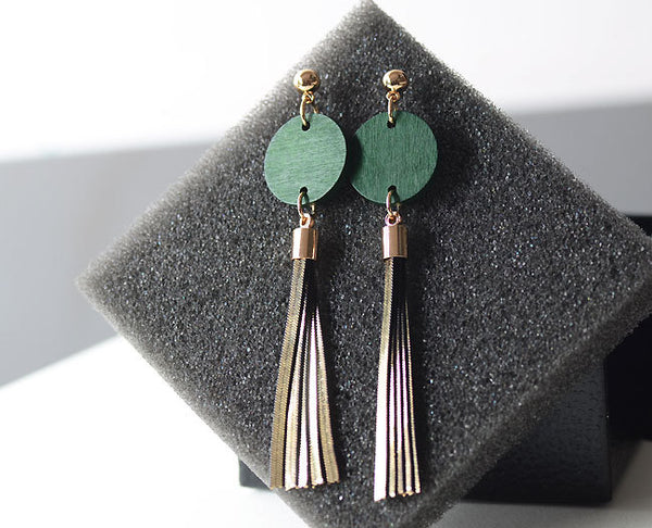 Bông tai tua rua gỗ xanh