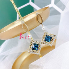 Bông Tai Tòn Teng Ngọc Trai Hình Thoi 3 Lớp Đá Xanh