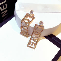 Bông tai tòn teng LOVE