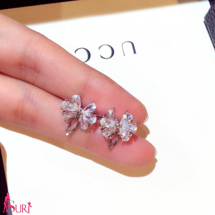 Bông tai nơ đá nhỏ xinh