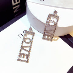 Bông tai LOVE đính đá