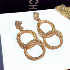 Bông tai khoen kép