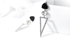 Bông tai tam giác đính đá đen