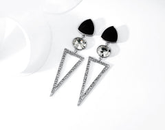 Bông tai tam giác đính đá đen