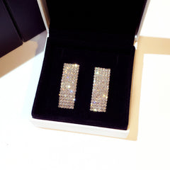 Bông tai sát tai hình chữ nhật đính đá