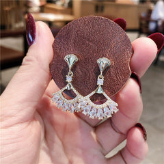 Bông Tai Tòn Teng Rẻ Quạt Đá Trắng 6 Hạt