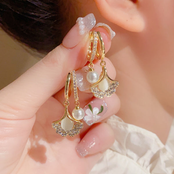 Bông Tai Khoen Tòn Teng Hoa Rum Đá Mắt Mèo