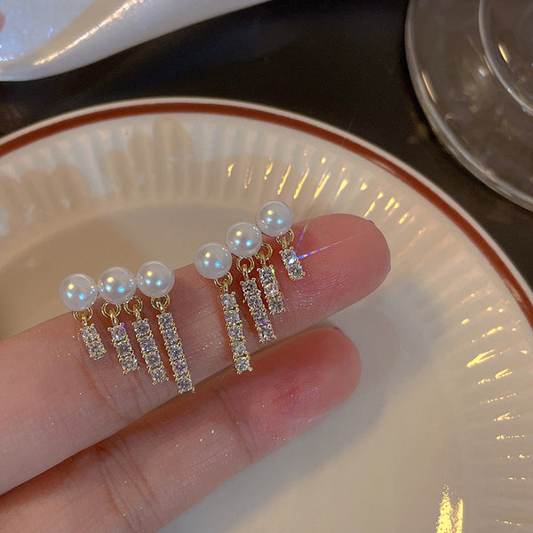 Bông Tai Vành Tai 3 Hạt Trai Đính Đá Tua Rua