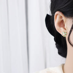 Bông Tai Cỏ 4 Lá May Mắn Sát Tai