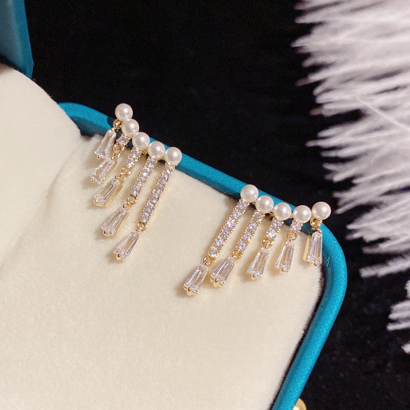 Bông Tai Vành Tai Tua Rua Đá Ngọc Trai