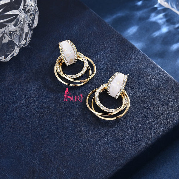 Bông Tai Tòn Teng Khoen Nhiều Lớp Đính Đá Phối Xà Cừ Trắng